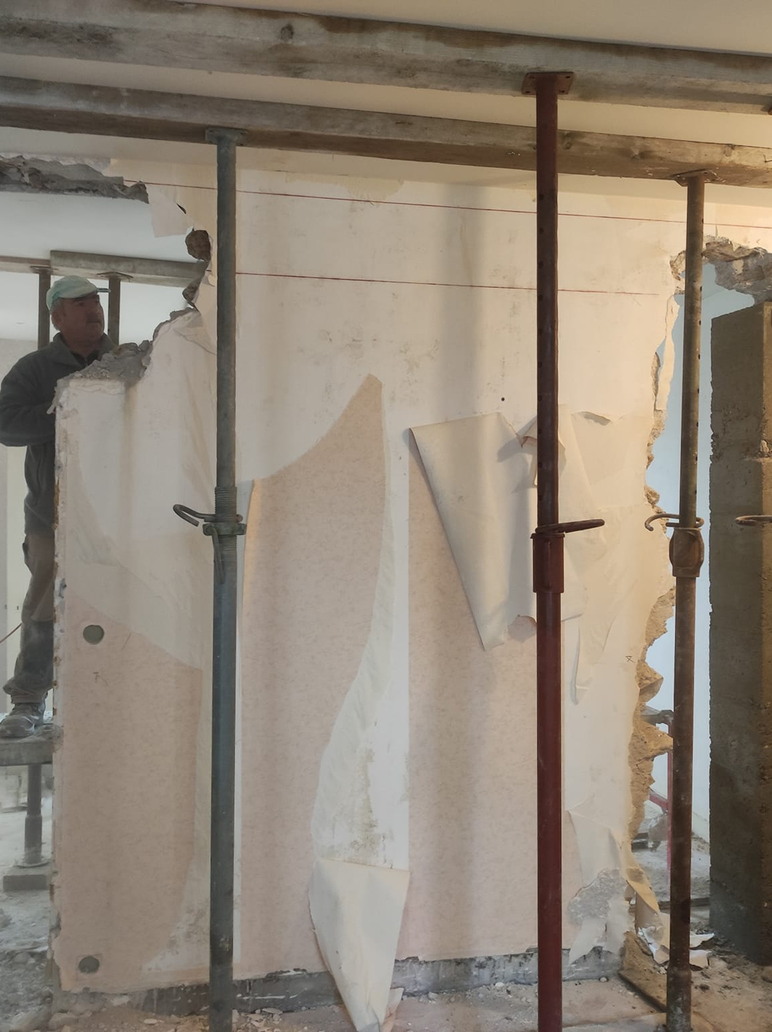 Nobre Sarl Avant 1 1 1